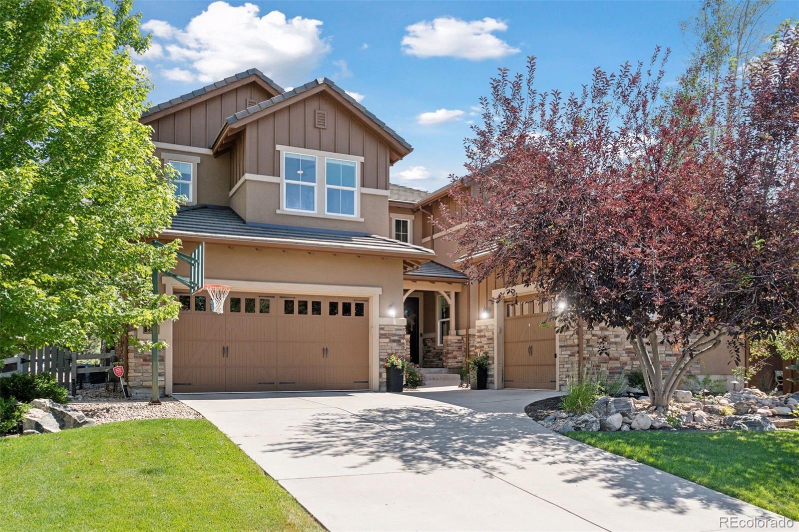 228 Maplehurst Point