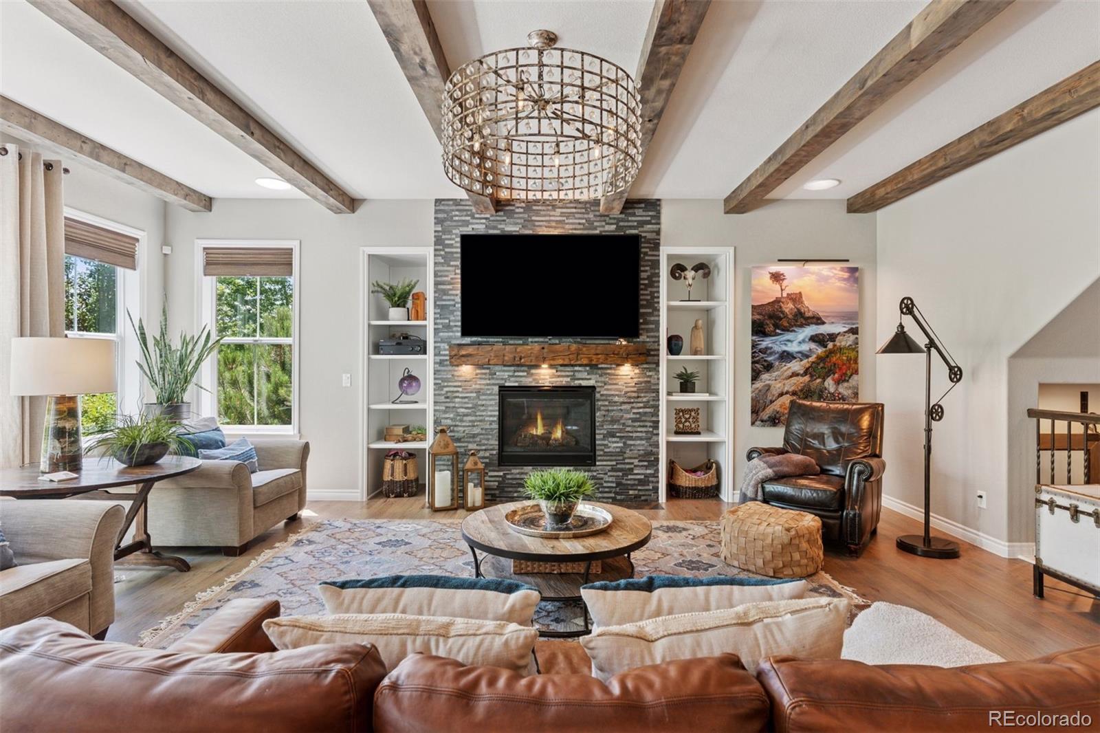 228 Maplehurst Point