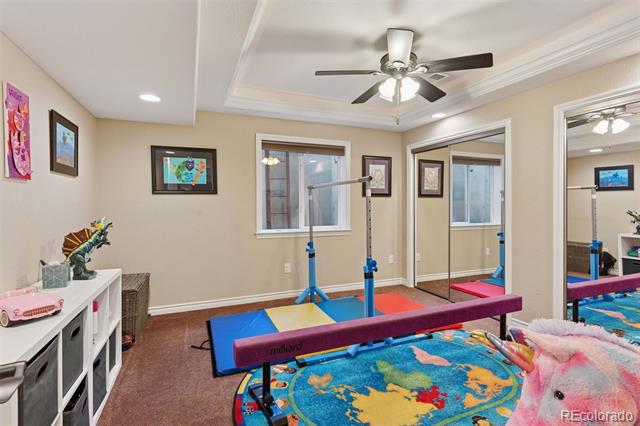 228 Maplehurst Point