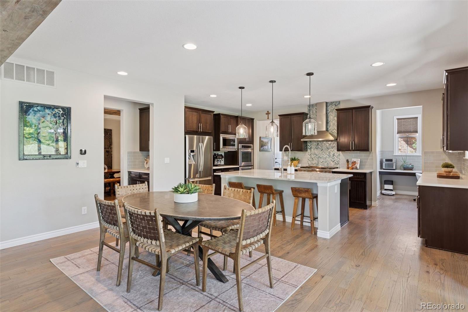 228 Maplehurst Point