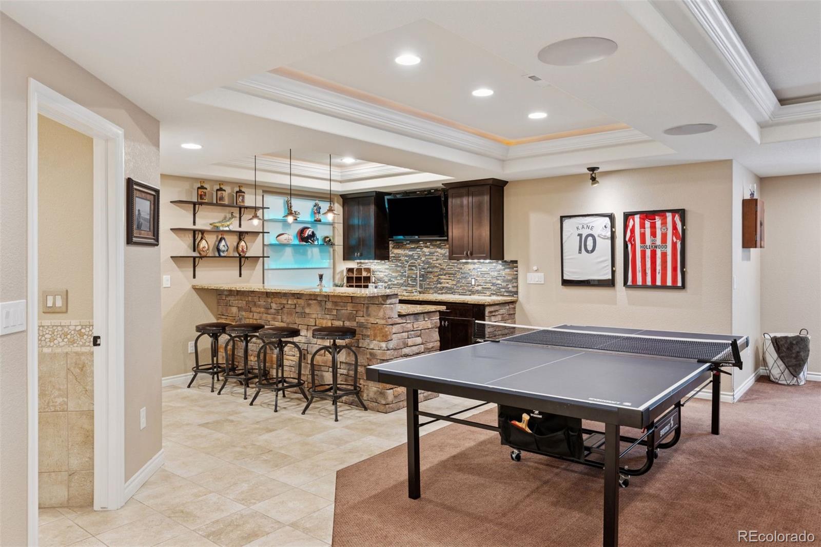 228 Maplehurst Point