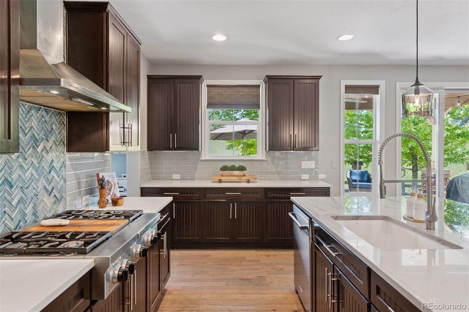 228 Maplehurst Point