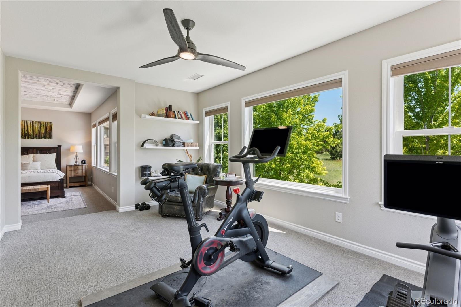 228 Maplehurst Point