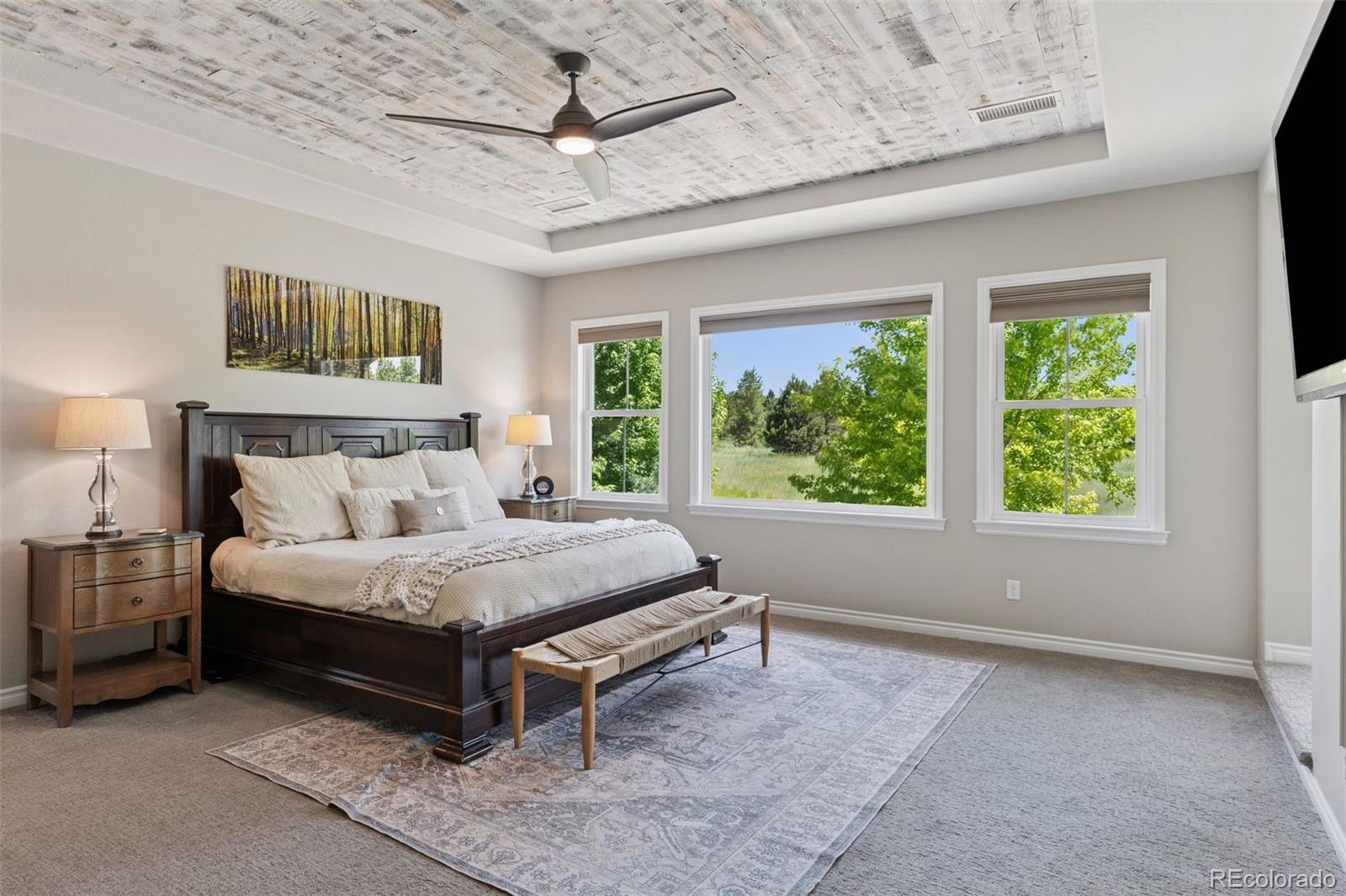 228 Maplehurst Point