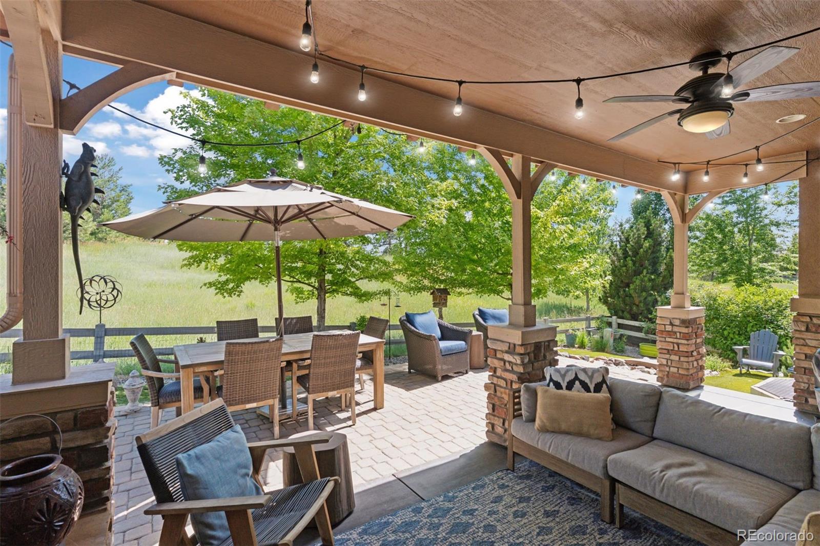 228 Maplehurst Point