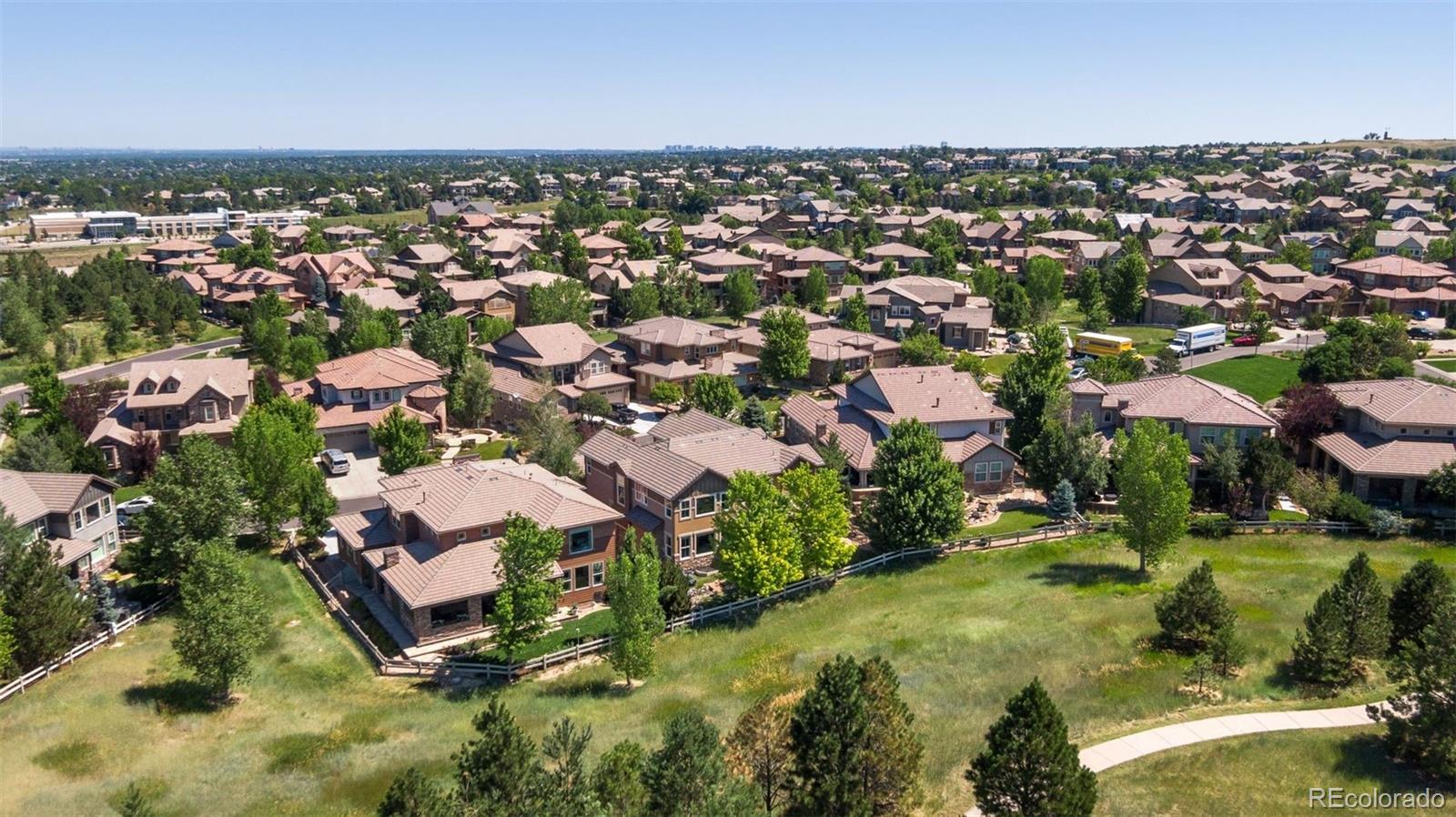 228 Maplehurst Point