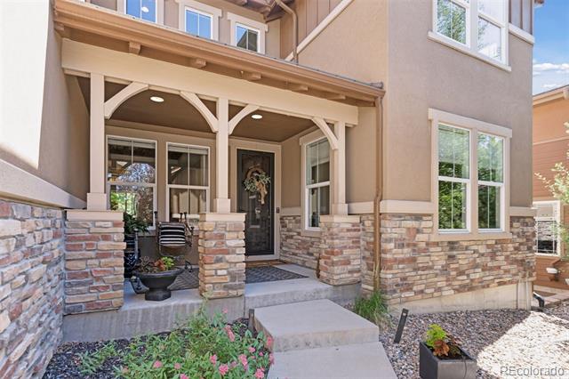 228 Maplehurst Point