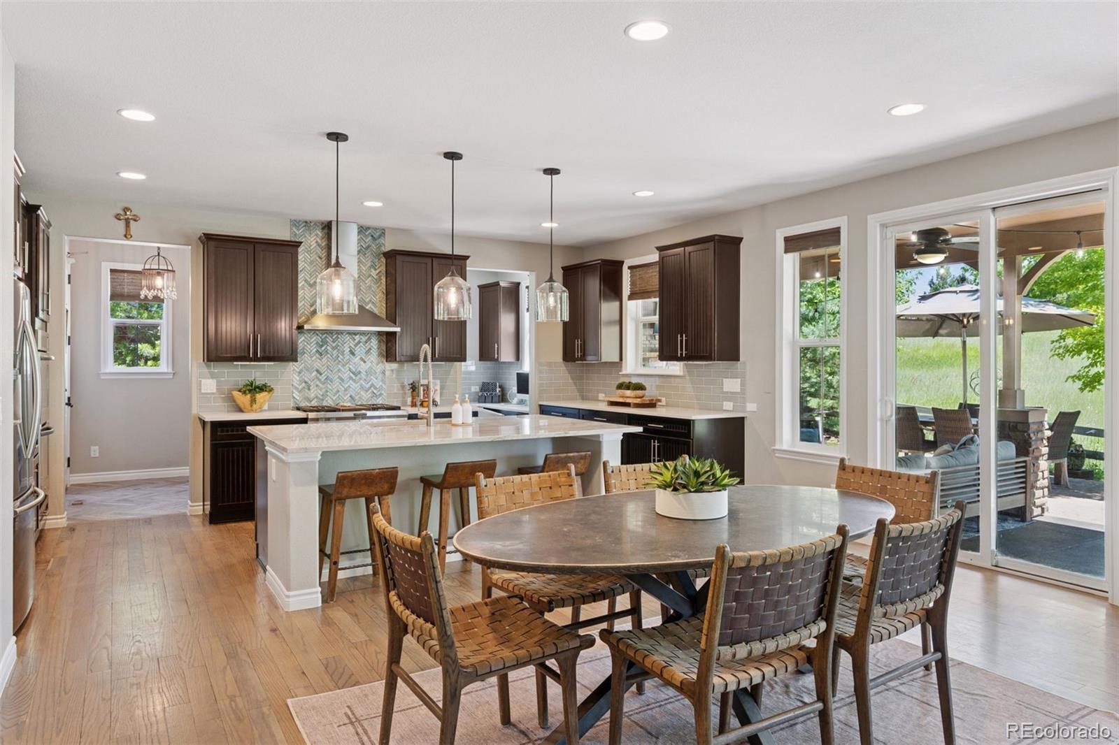 228 Maplehurst Point