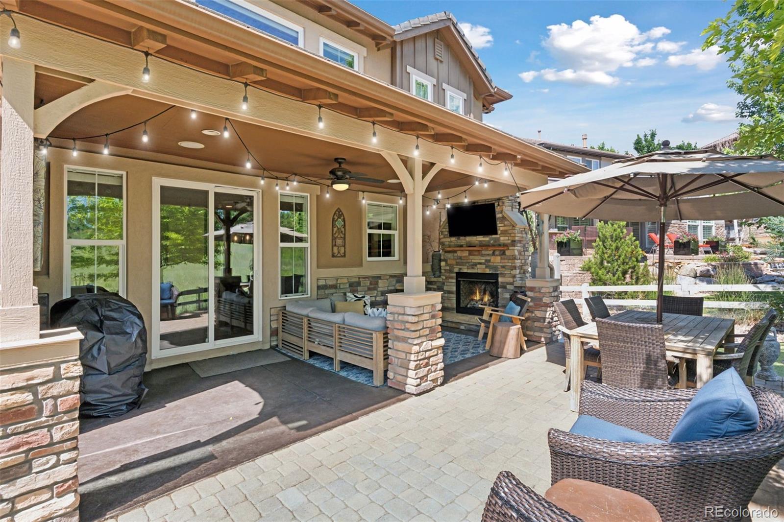 228 Maplehurst Point