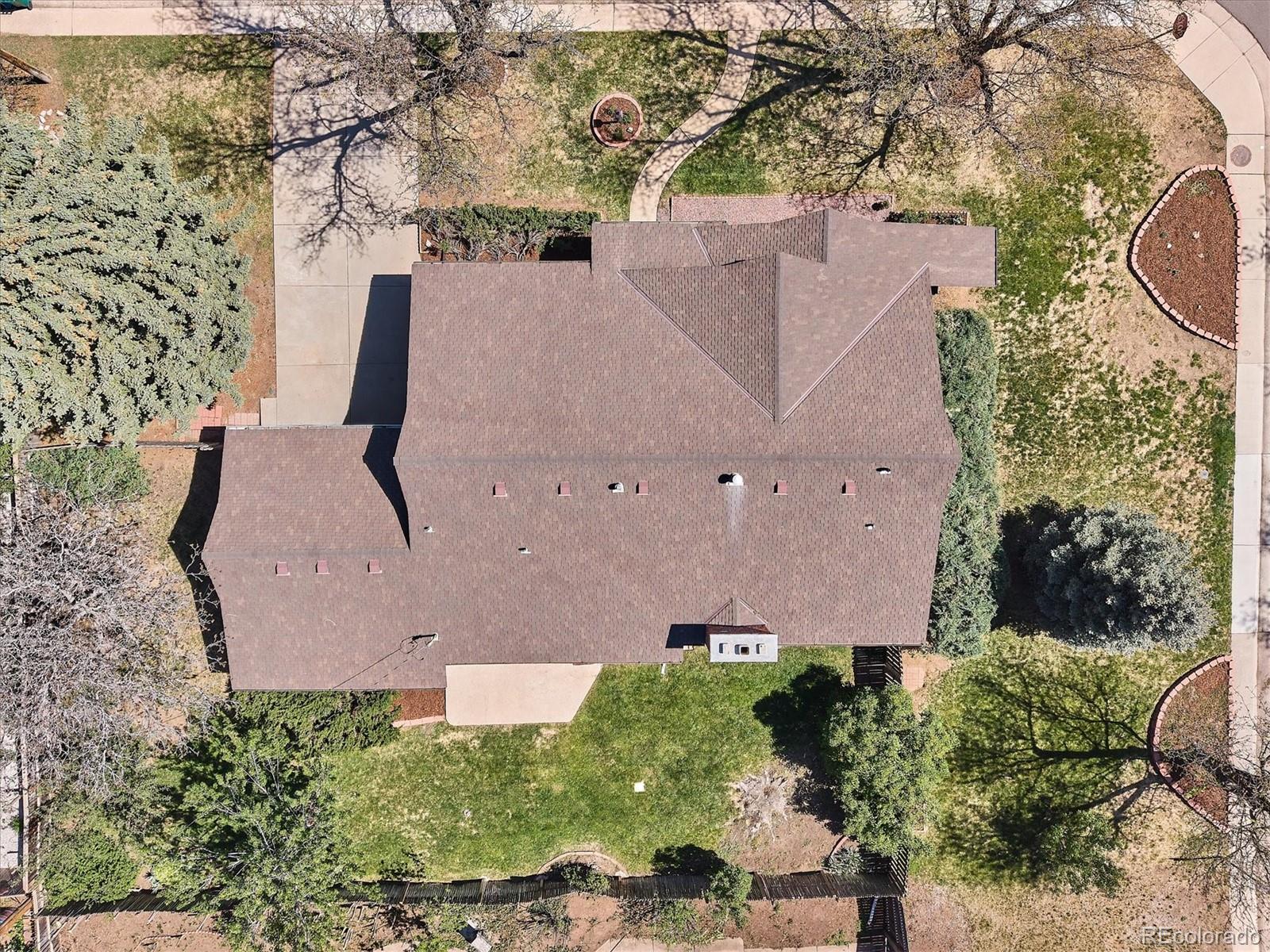 385 Oakland Street