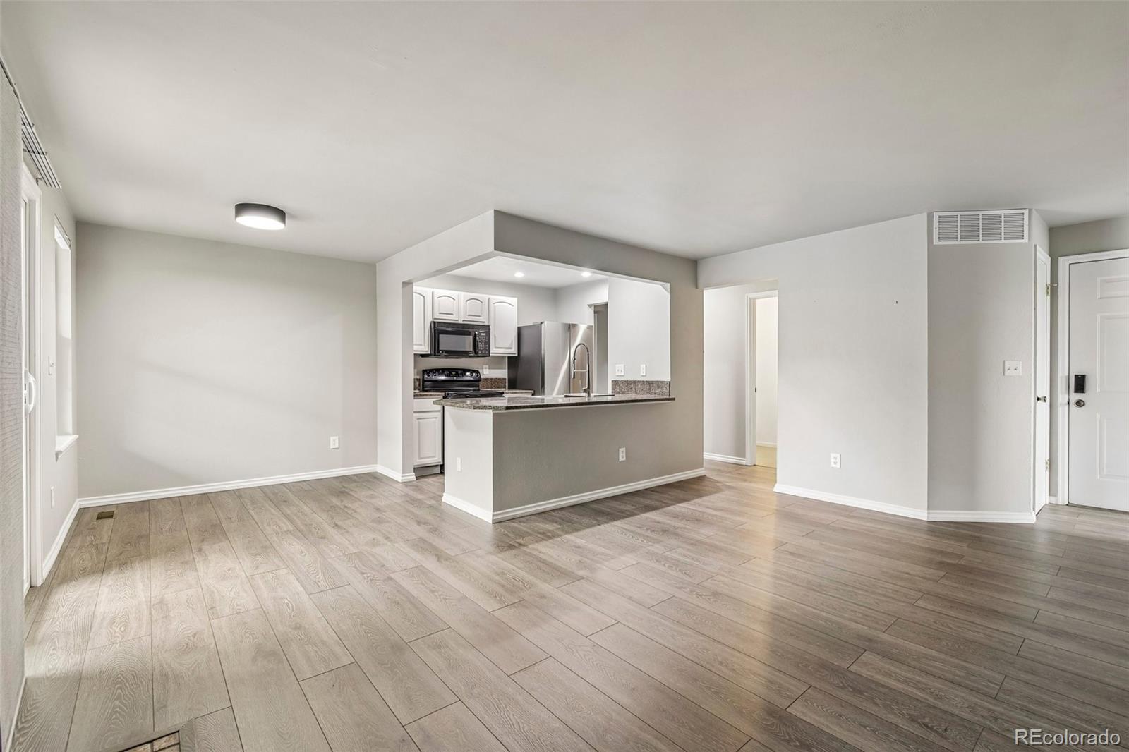 5565 W 76th Avenue Unit: 1218