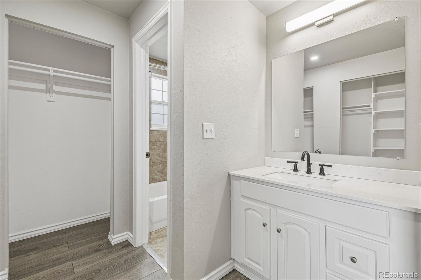 5565 W 76th Avenue Unit: 1218