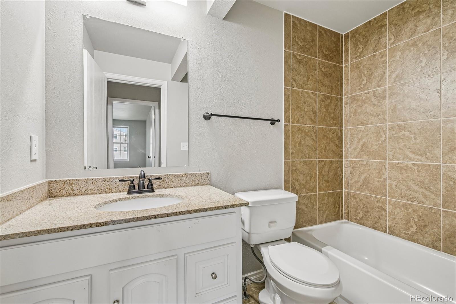 5565 W 76th Avenue Unit: 1218