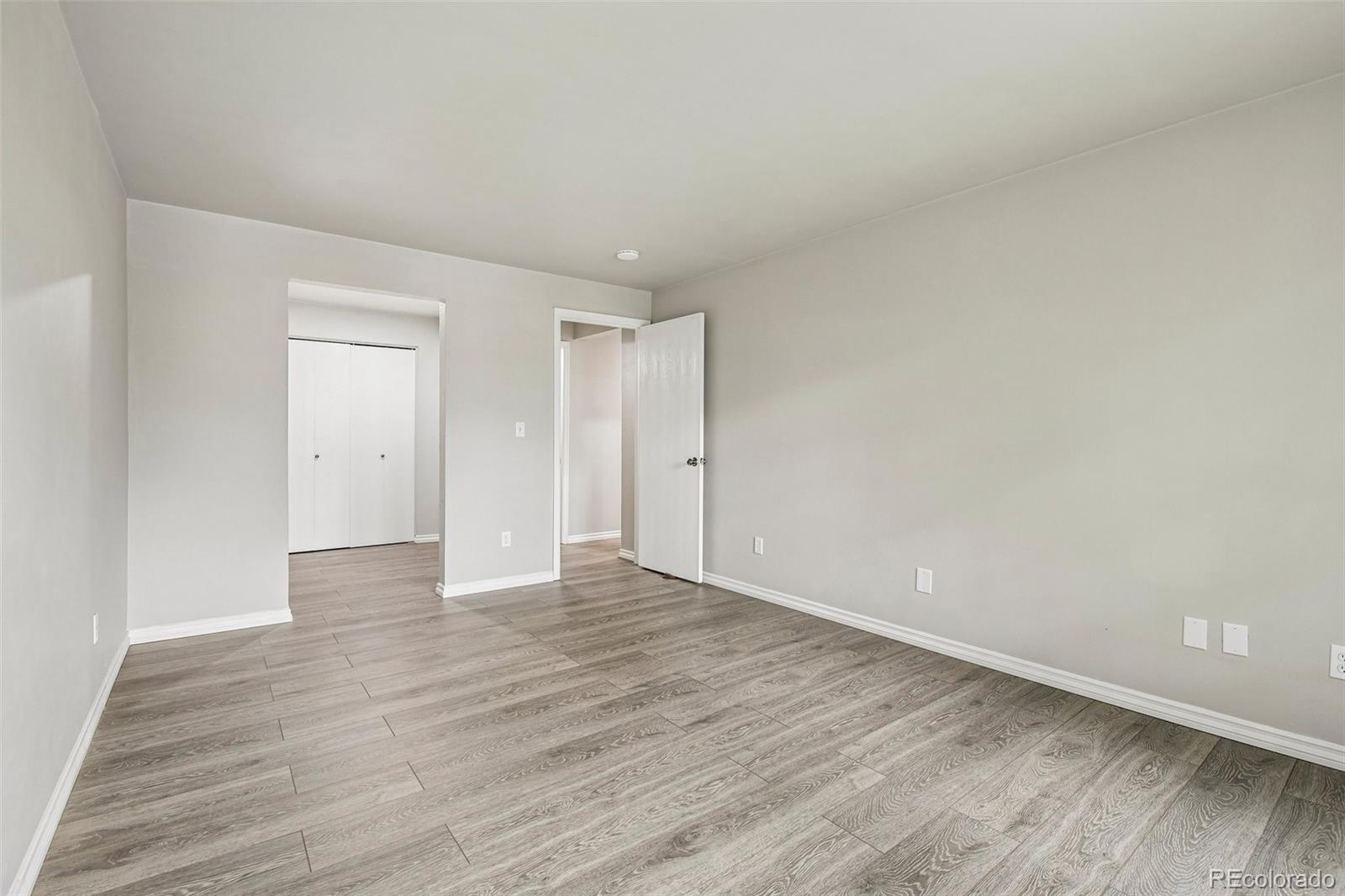 5565 W 76th Avenue Unit: 1218