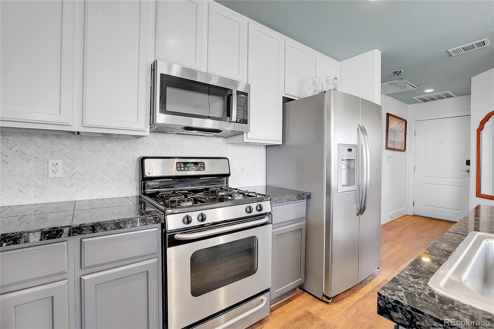 3000 E 16th Avenue Unit: 320