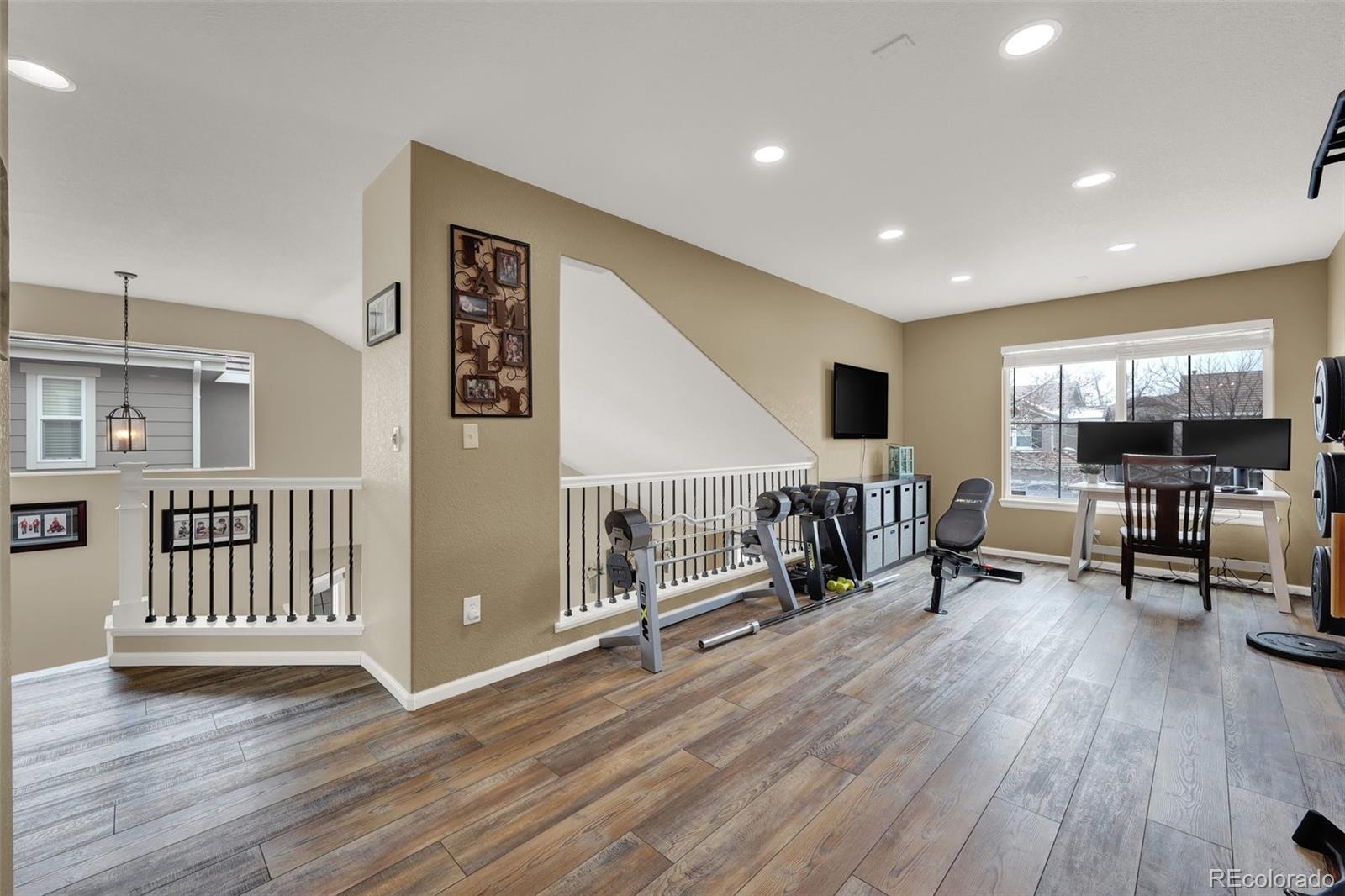 4763 Laurelglen Lane