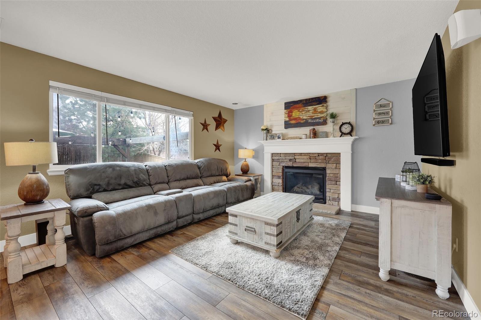 4763 Laurelglen Lane