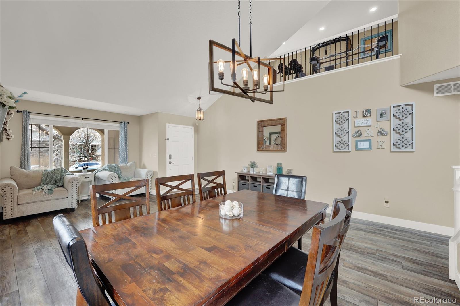 4763 Laurelglen Lane