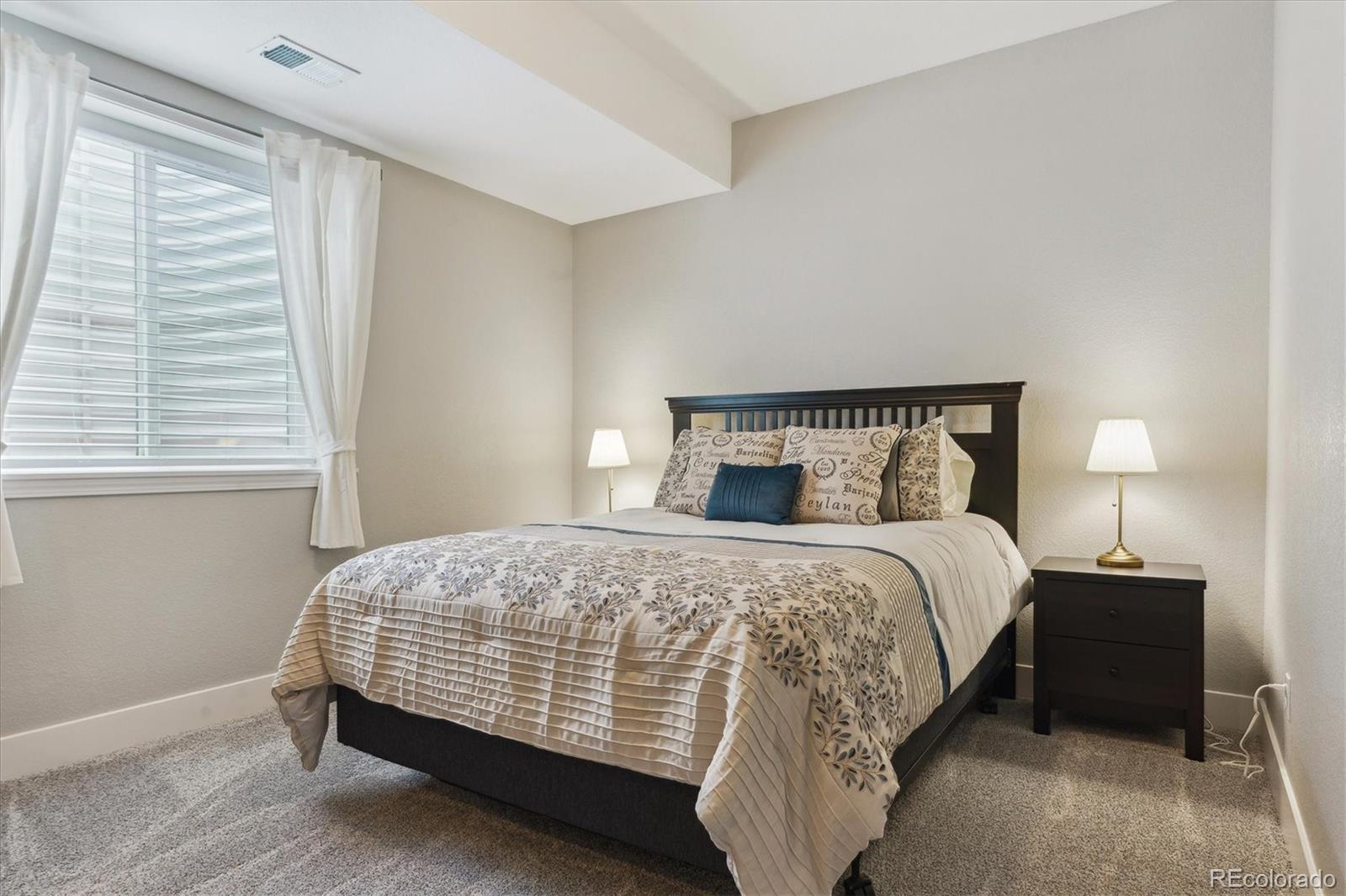 13822 Worthington Place