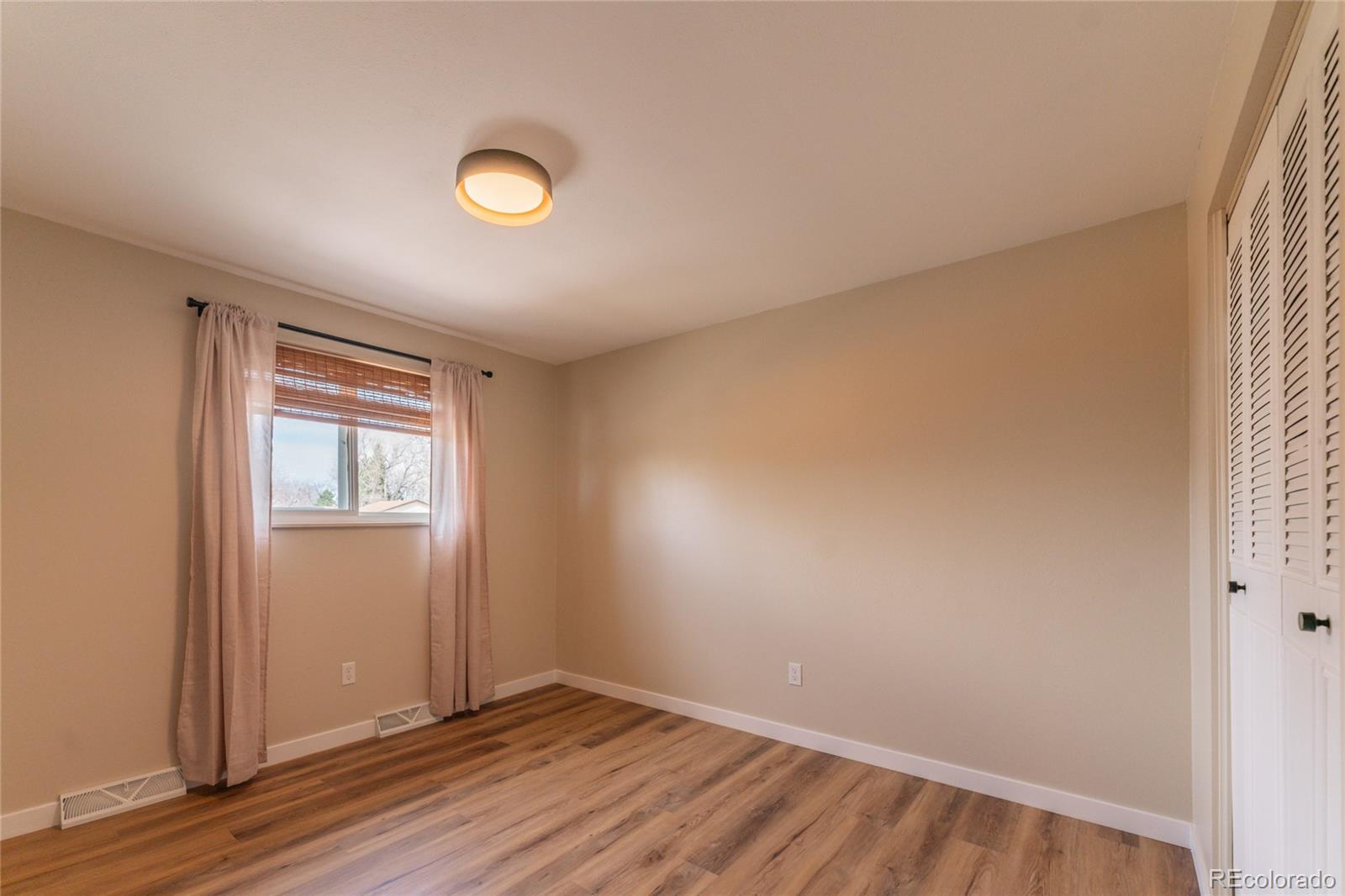 6600 W 74th Place