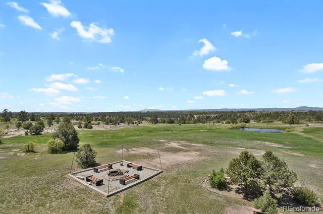 897 E Rim Road