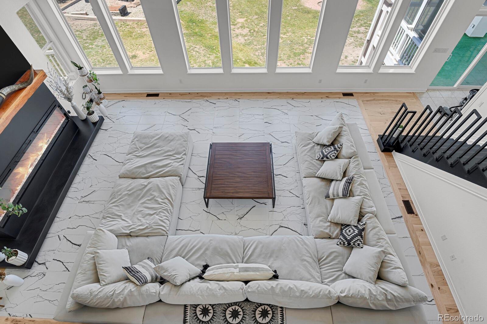 897 E Rim Road