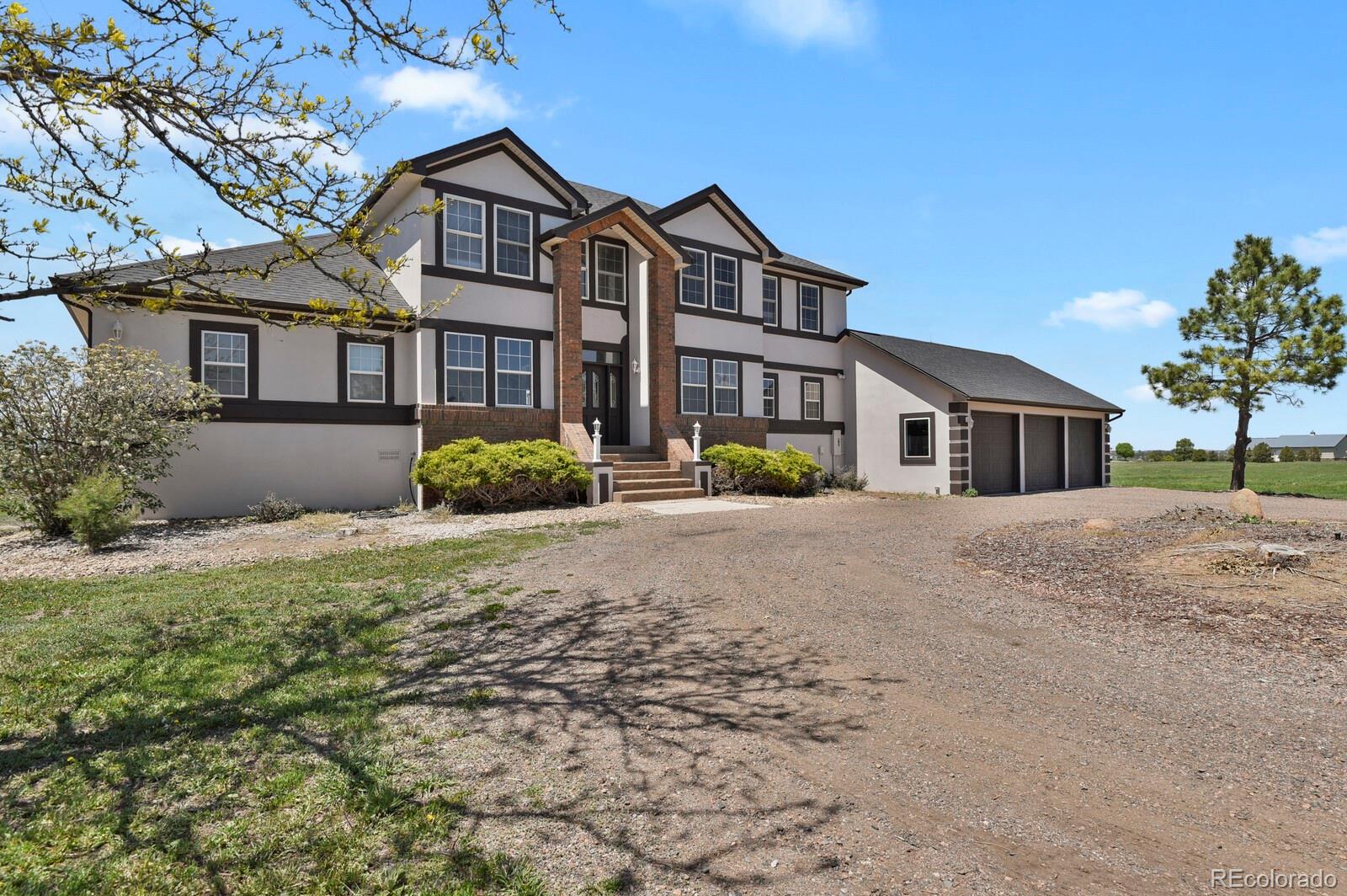 897 E Rim Road