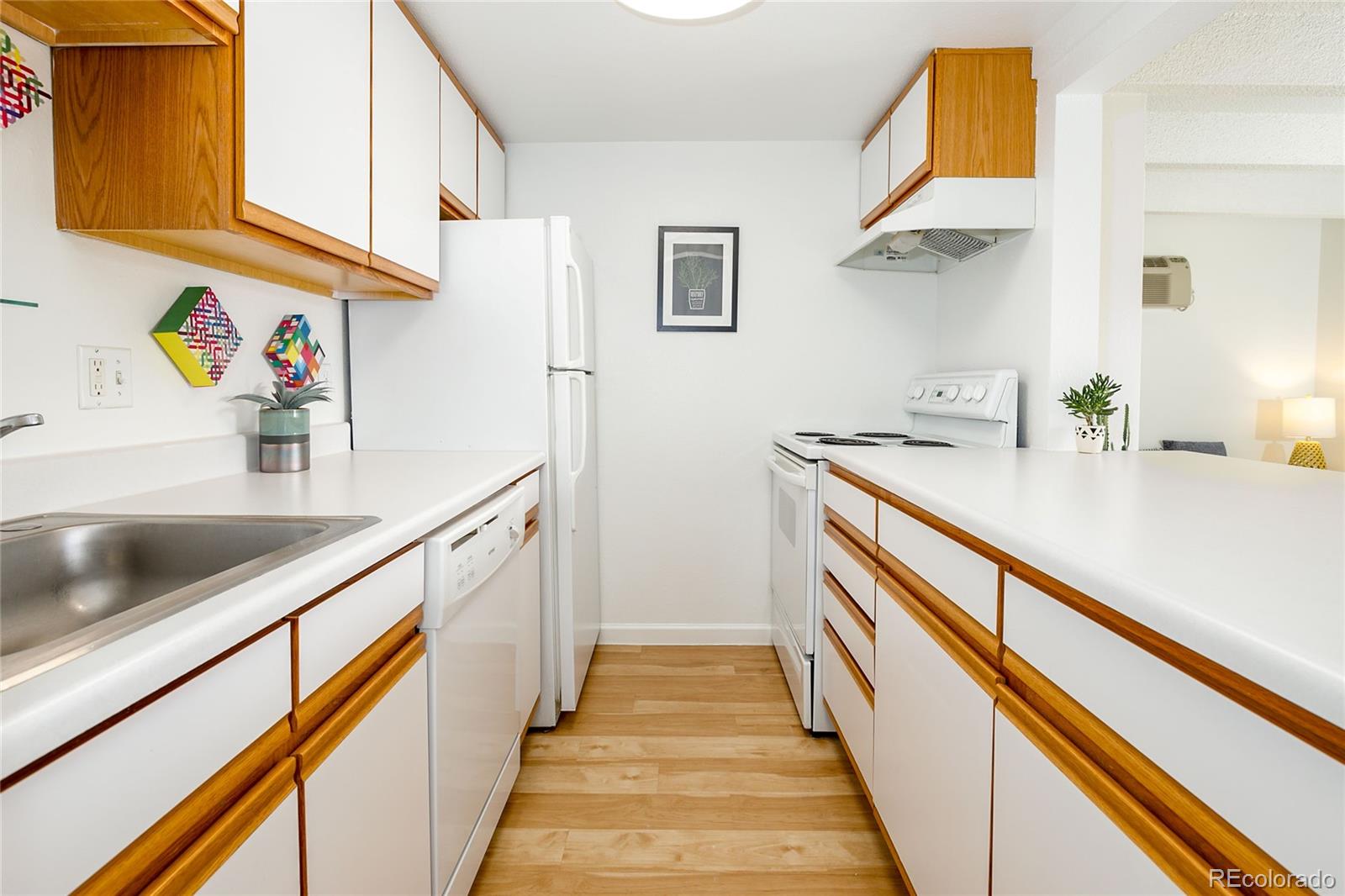 100 S Clarkson Street Unit: 406