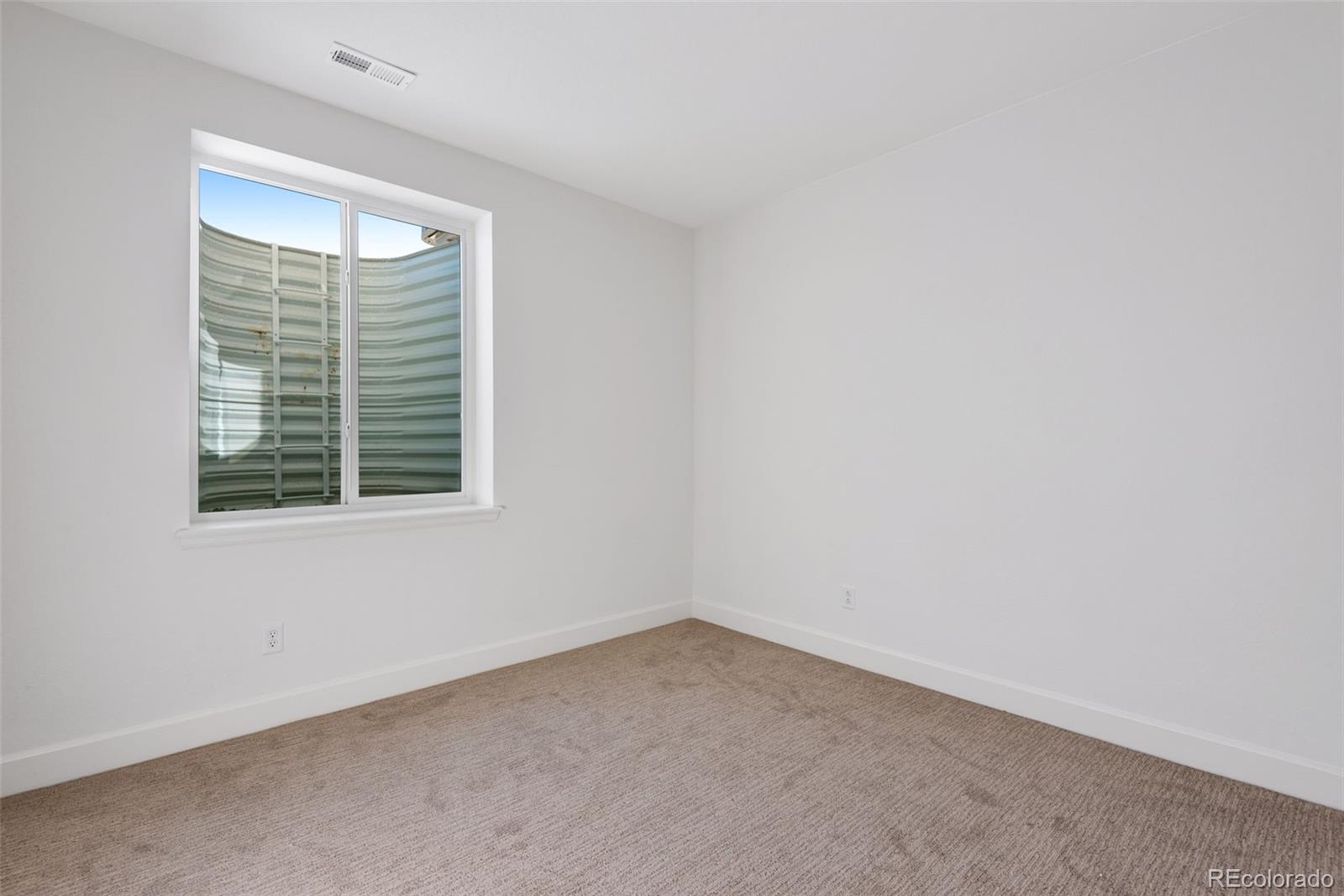 6858 Oak Canyon Circle