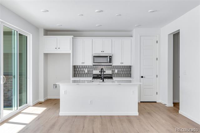 6858 Oak Canyon Circle
