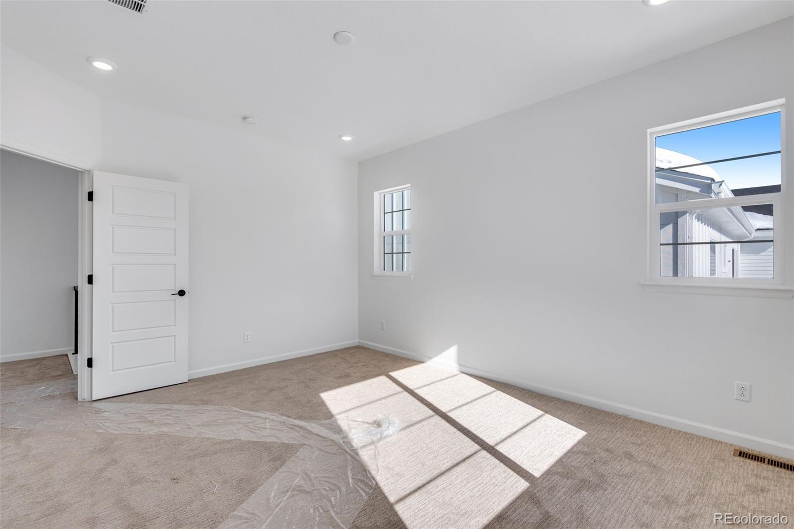 6858 Oak Canyon Circle