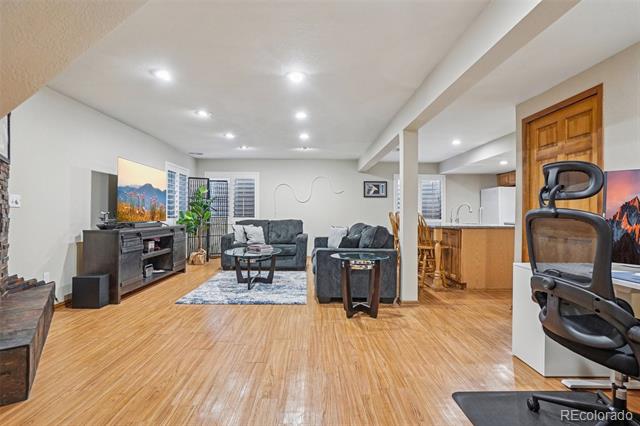 5435 S Shawnee Way