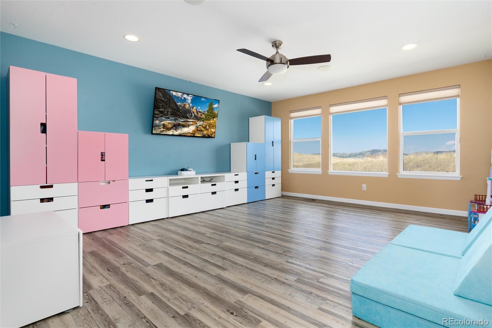 3112 Dragonfly Court