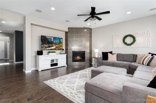 3112 Dragonfly Court