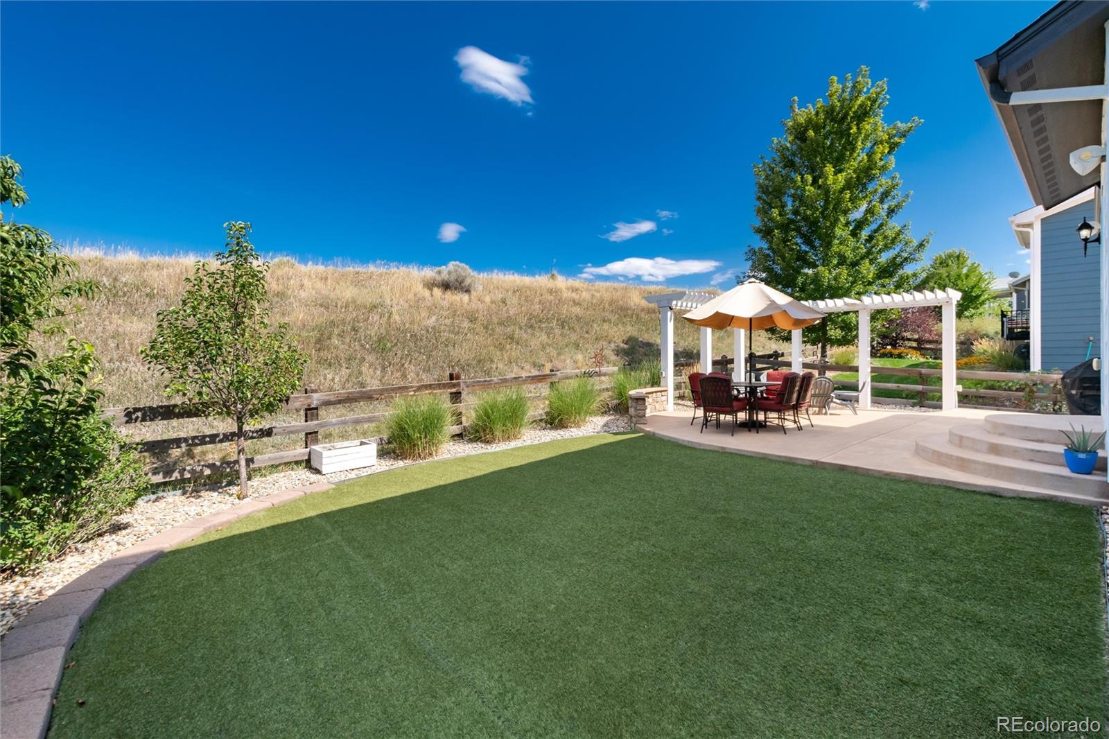 3112 Dragonfly Court