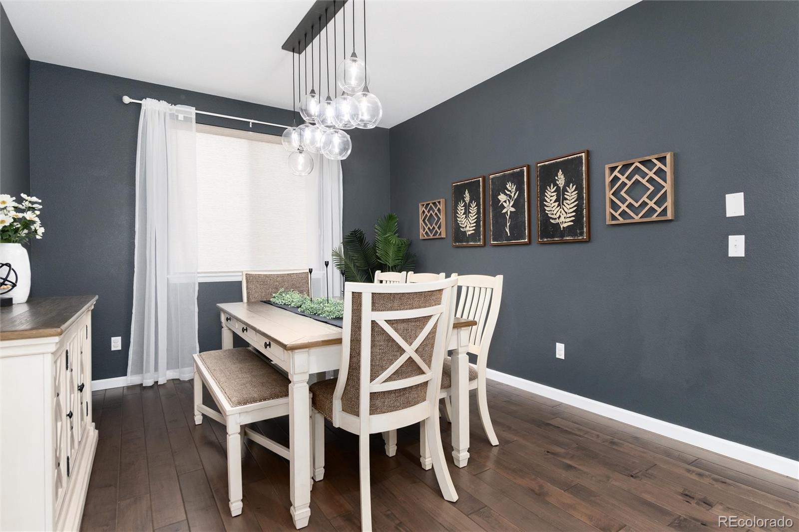 3112 Dragonfly Court