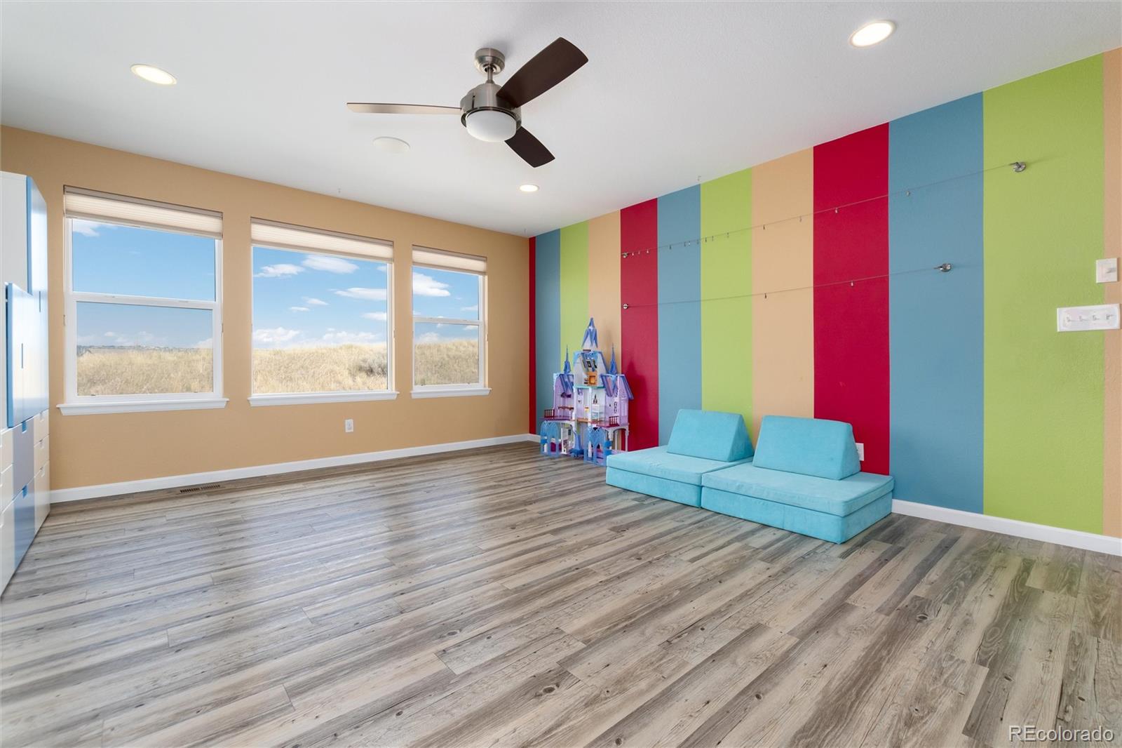 3112 Dragonfly Court