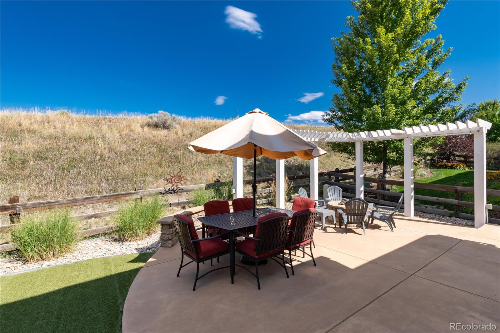 3112 Dragonfly Court