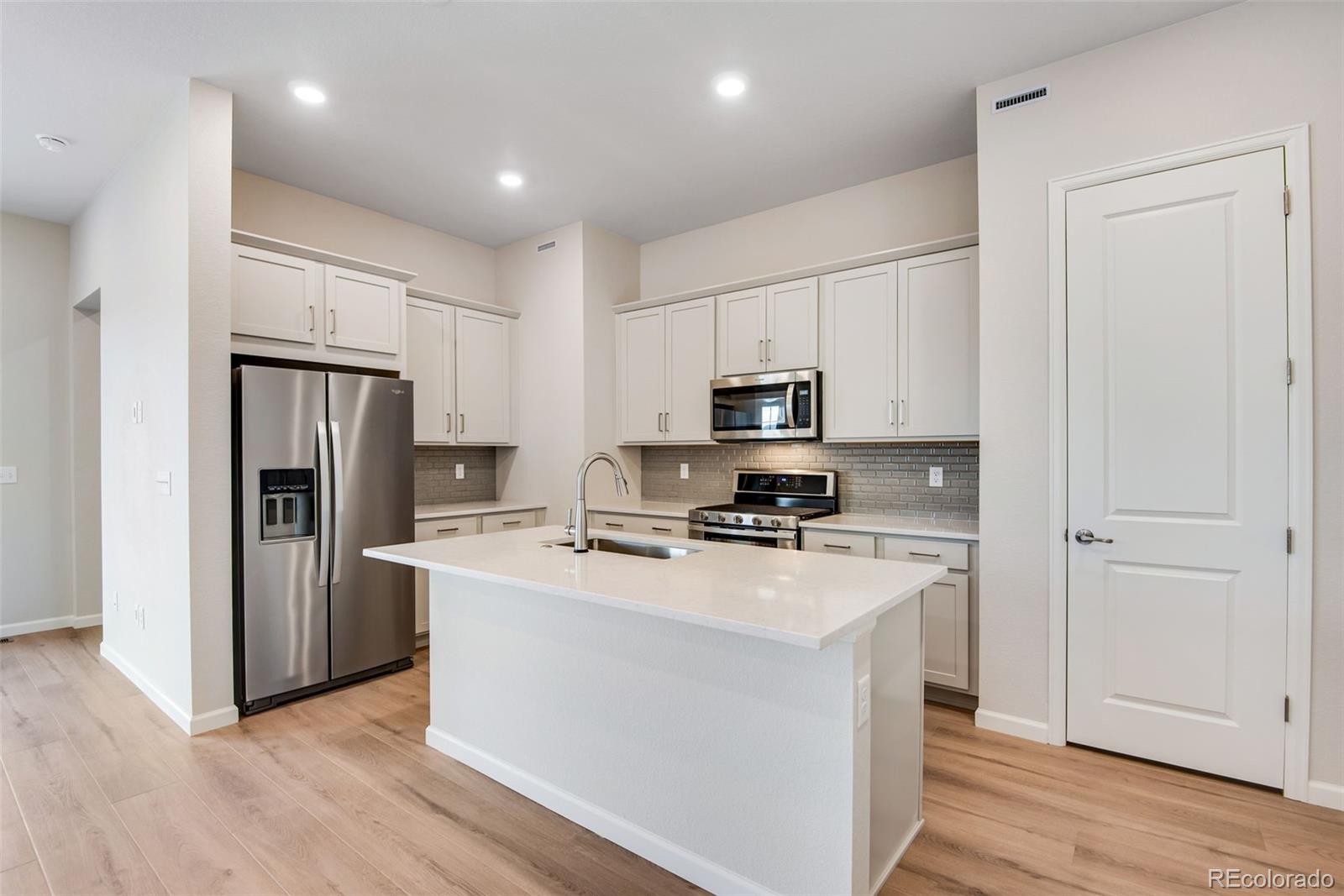 1760 Mount Meeker Avenue