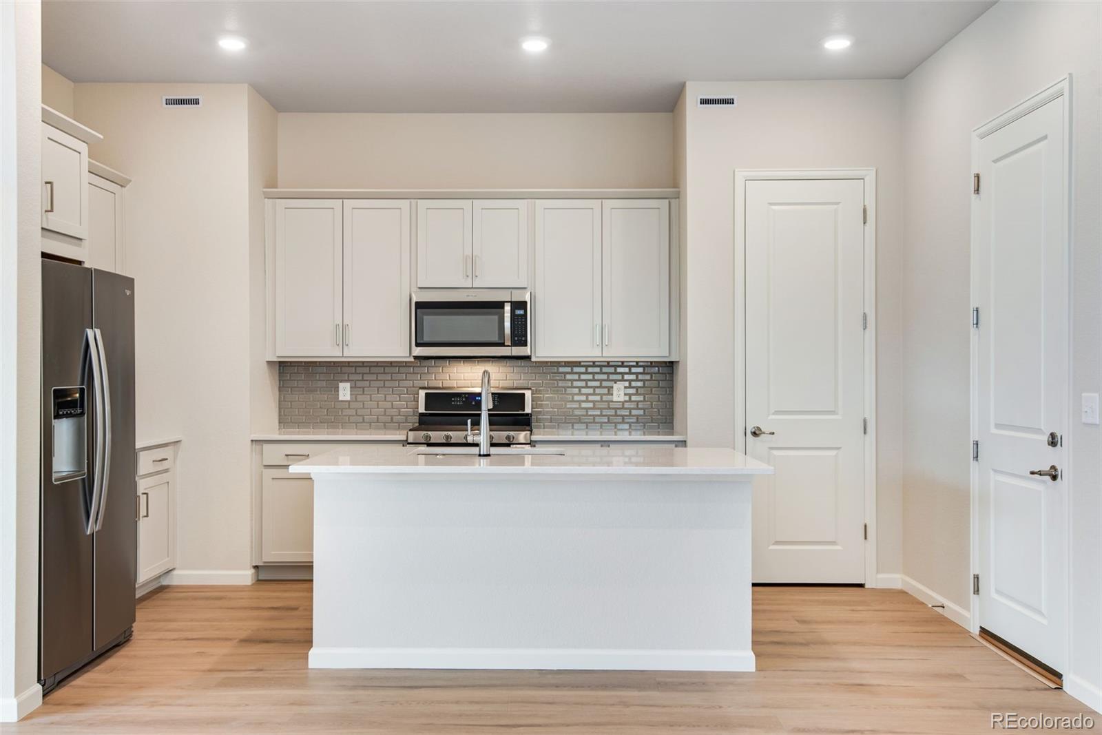 1760 Mount Meeker Avenue