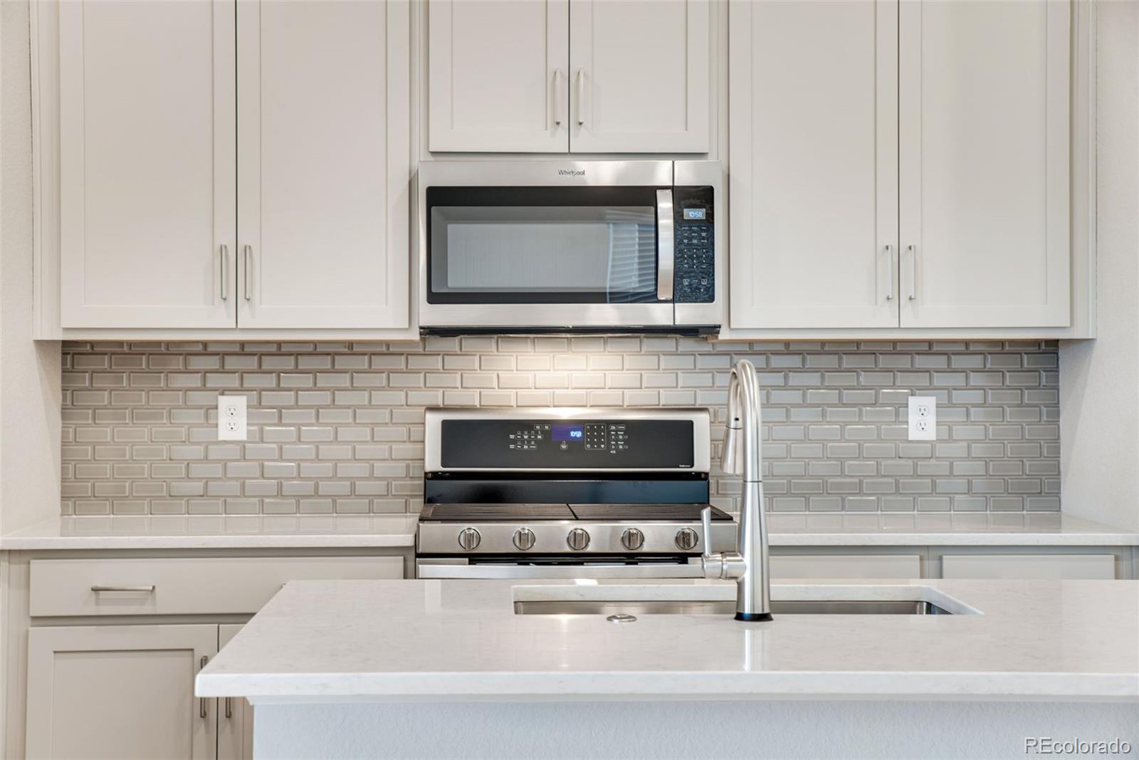 1760 Mount Meeker Avenue