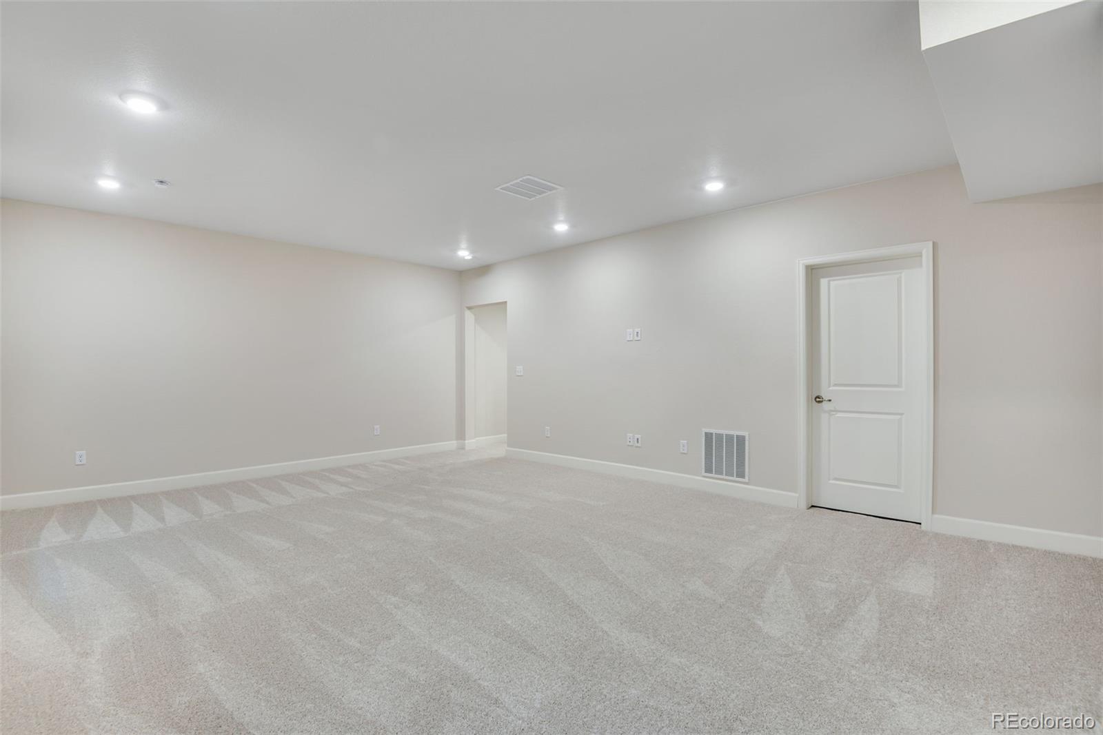 1760 Mount Meeker Avenue