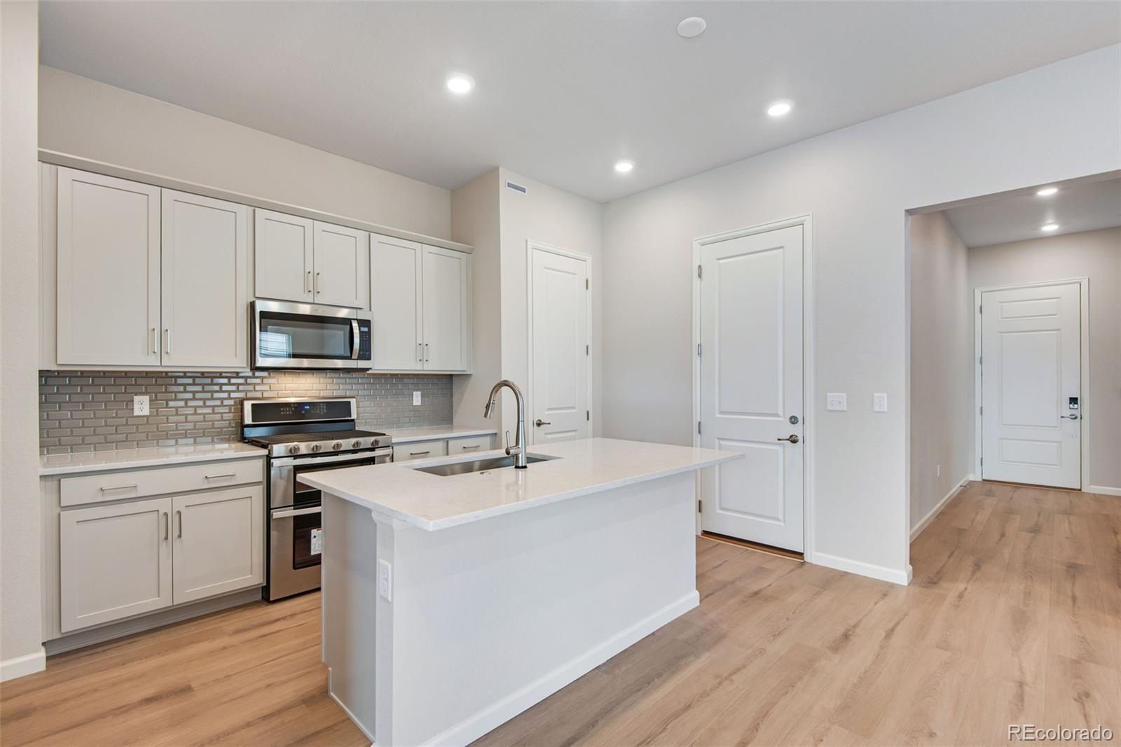 1760 Mount Meeker Avenue