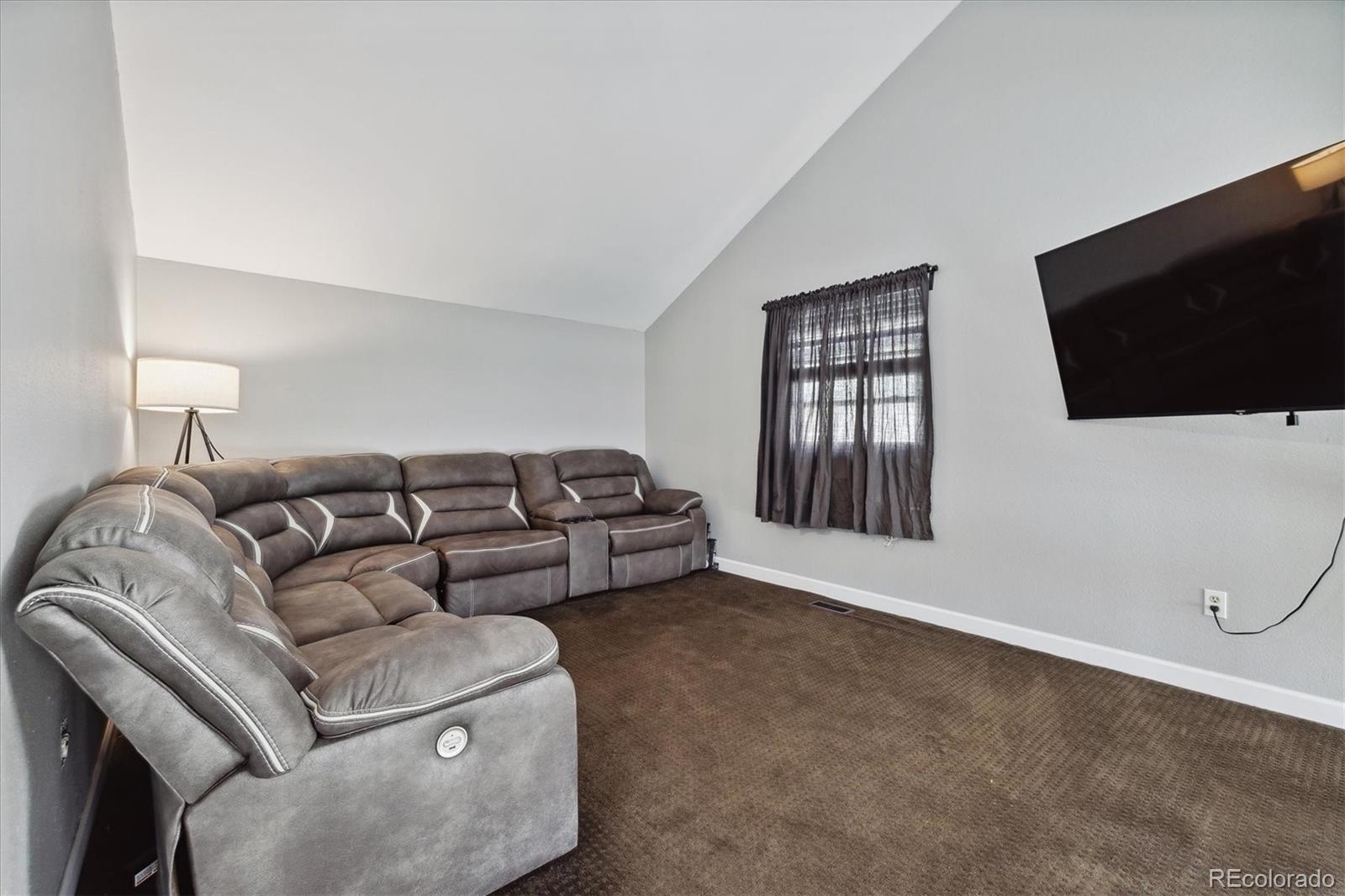 982 S Zeno Way