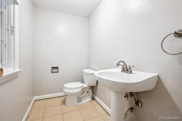 1 E Belleview Drive