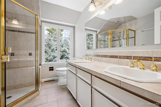 1 E Belleview Drive
