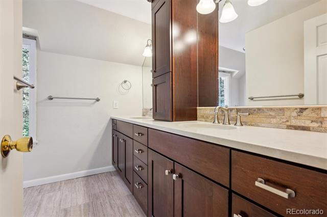 1 E Belleview Drive