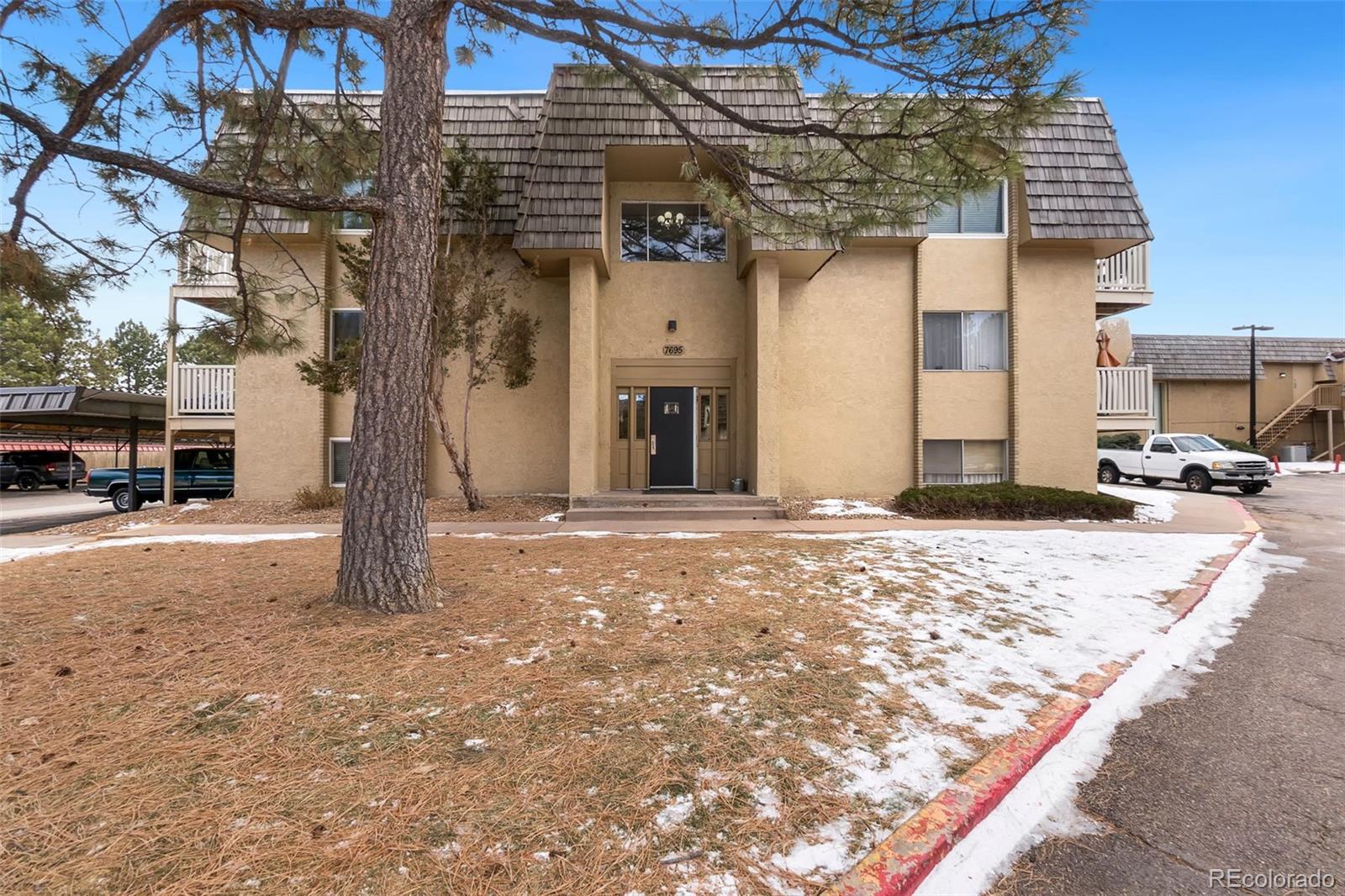 7695 E Quincy Avenue Unit: 305