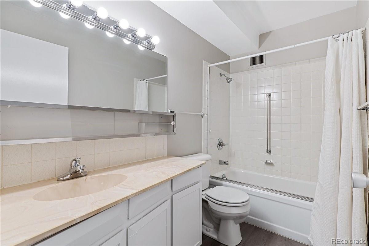 715 S Alton Way Unit: 4A
