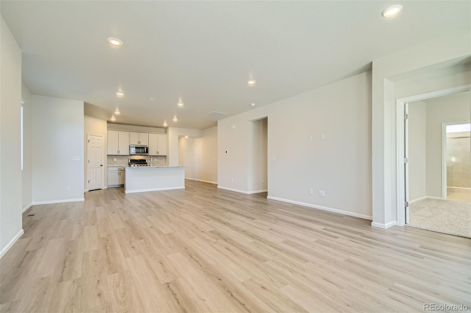 17326 E 91 Way